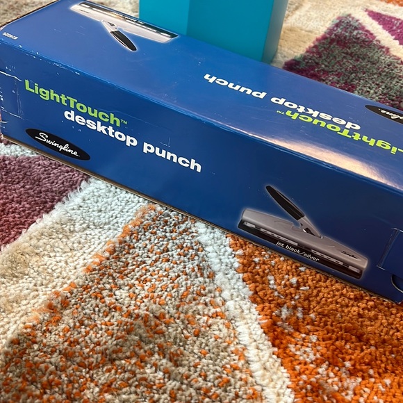 Swingline Other - Hole punch